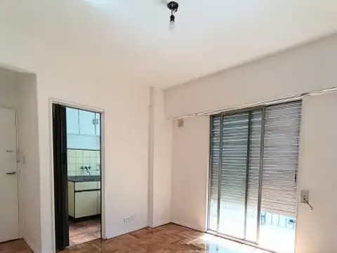 ALQUILER 2 AMBIENTES FRENTE CON BALCON