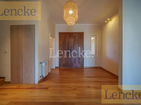 Casa en Venta en Albanueva, USD 1.580.000