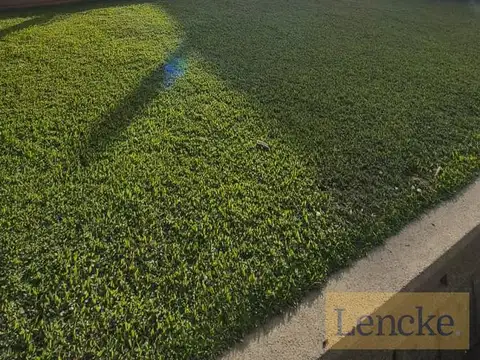 Casa en Venta en Albanueva, USD 1.650.000
