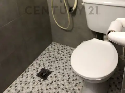 VENTA CASA 3 AMBIENTES EZPELETA