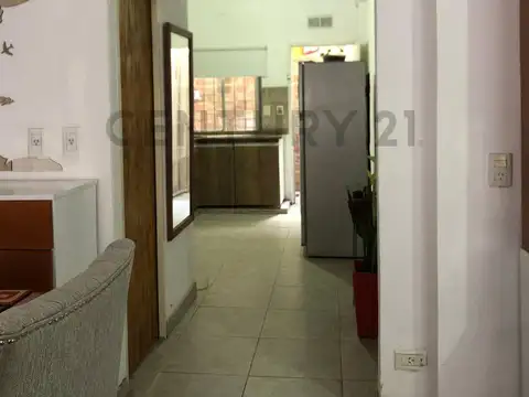 Republica de Francia 2700, Piso 0