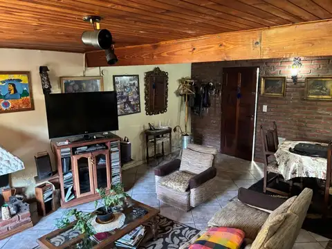 Casa 3 ambientes con 2 baños