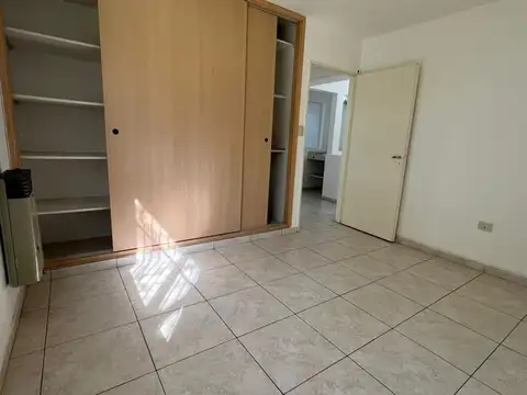 Departamento 4 ambientes con 3 baños