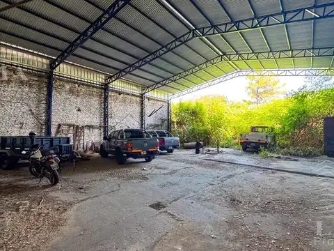 Galpon en Venta 17  mts Frente