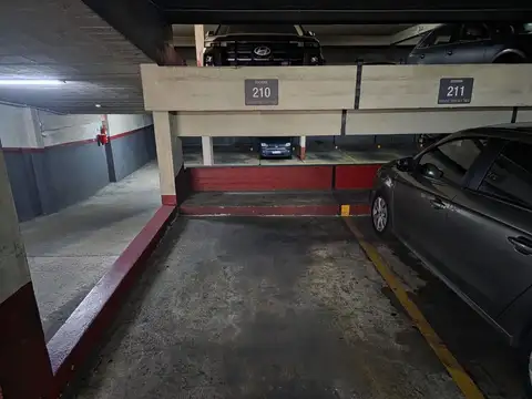 VENTA DE GARAGE CIUDAD VIEJA