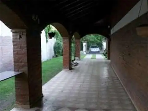 Casa en Venta en Ituzaingo, USD 265.000