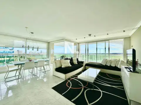Departamento 4 ambientes con 3 baños