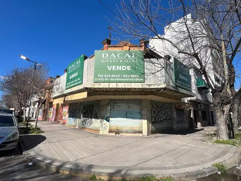 Local en venta en La Plata