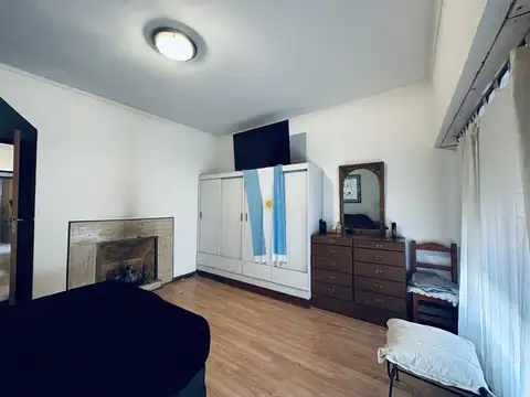 Casa 6 ambientes Lanús Este - APTA CRÉDITO