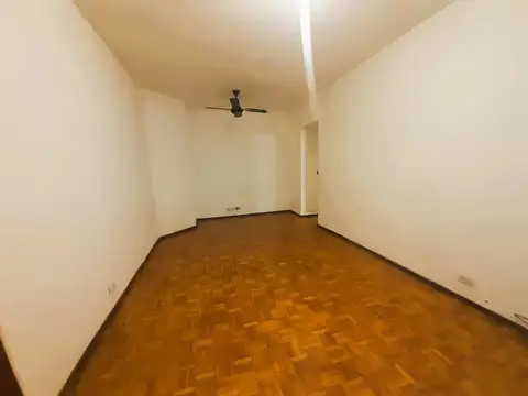 Ciudad De La Paz 2400, Piso 2