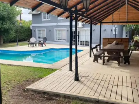 Casa en Venta en Echeverria Del Lago, USD 300.000