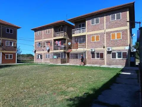 Departamento en Venta en Longchamps, USD 38.000