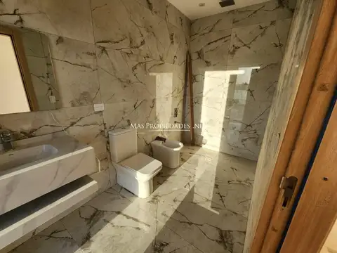 Casa en Alquiler al Noreste