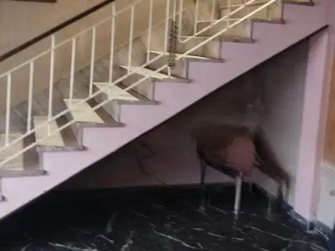 Casa 6 amb 291m2 en Villa Luro VENTA