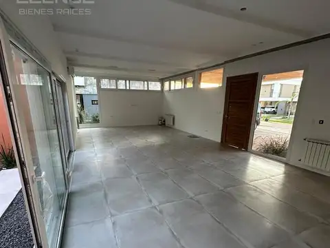 Casa 4 ambientes con pileta en alquiler - Greenville Polo Resort