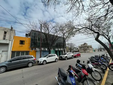 Local en Alquiler en Juan De Garay, $ 2.200.000