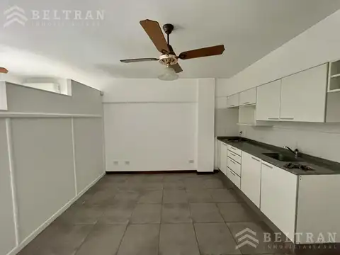 Departamento en Alquiler en Centro, $ 360.000