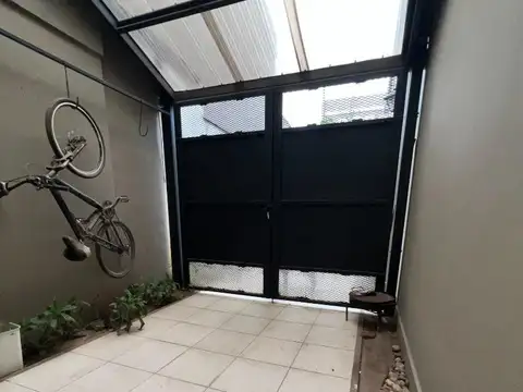 Casa 5 ambientes con 4 baños