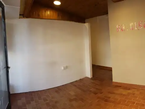 Local en Alquiler en Ciudadela, $ 350.000