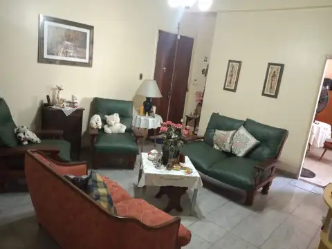 Galpon en Venta en Villa Pueyrredon, USD 280.000