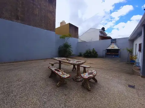 VENTA CASA TIPO PH CON COCHERA Y PATIO, SAN JUSTO