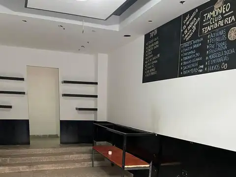 Local en Alquiler Via Púb.