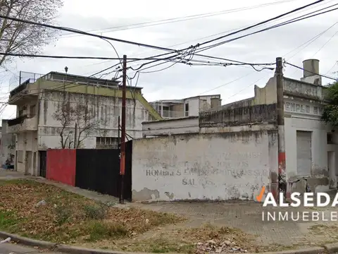 Casa a reciclar - Terreno en Zona Sur