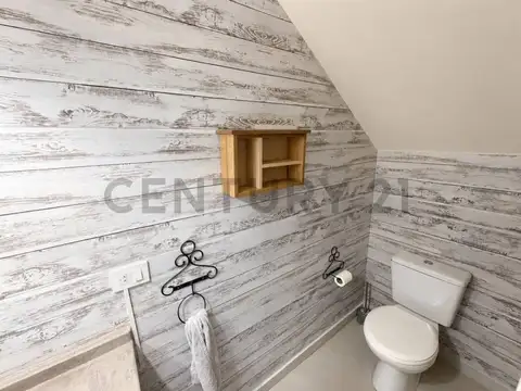 Depto Tipo Casa 6 ambientes con 3 baños
