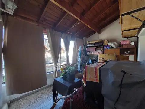 Madero 1276 , Piso 1