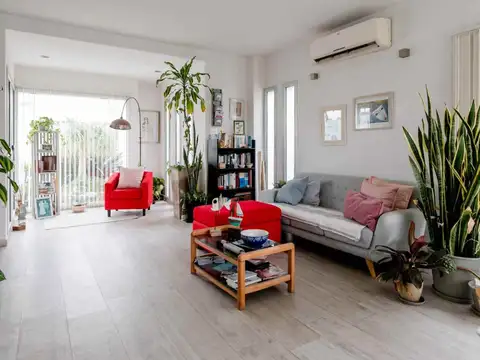CASA EN VENTA VILLA CASTELLS 2 DORMITORIOS