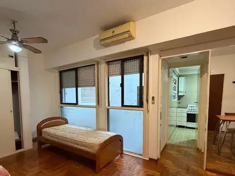 Mario Bravo 1100, Piso 7