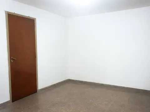 Depto Tipo Casa 3 ambientes con 2 baños