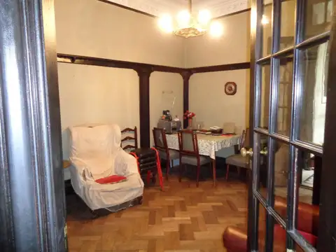 VENTA DEPTO. 4 AMBIENTES FRENTE S. DEL ESTERO 100