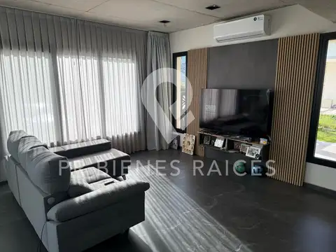 Casa en Venta y Alquiler en Horizontes al Sur