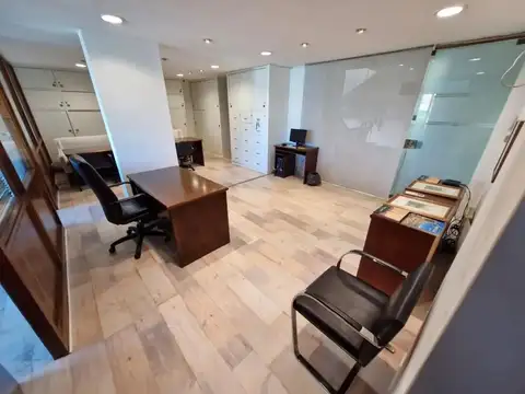 Oficina en Venta en Monserrat, USD 120.000