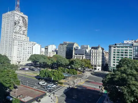 Bernardo DE Irigoyen 100, Piso 0