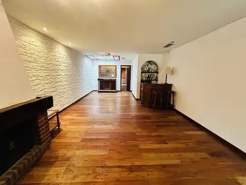 Casa en Alquiler 33 años