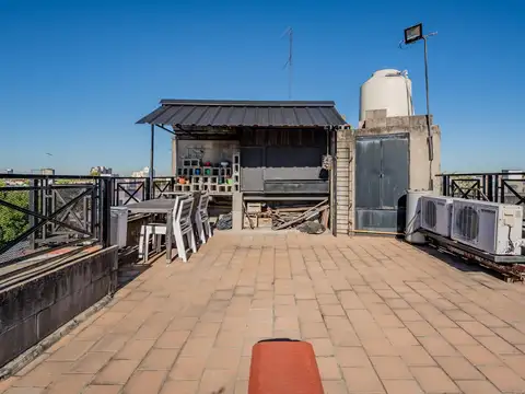 Depto Tipo Casa en Venta de 5 ambientes