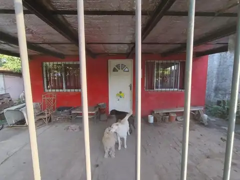 CASA EN ALEJANDRO KORN  A UNA CUADRA DE LA RUTA 210  