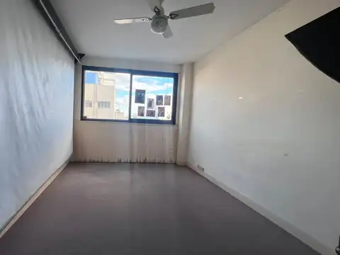 OFICINA EN VENTA LA PLATA CENTRO