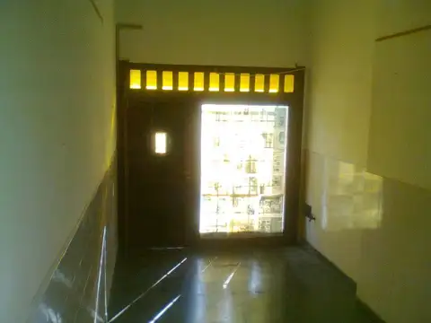 VENTA CASA USO COMERCIAL SAN LORENZO 4300