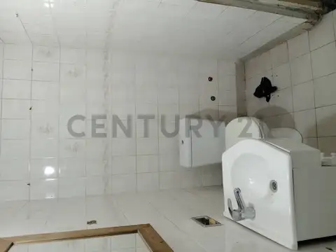 Casa 2 ambientes con 1 baño