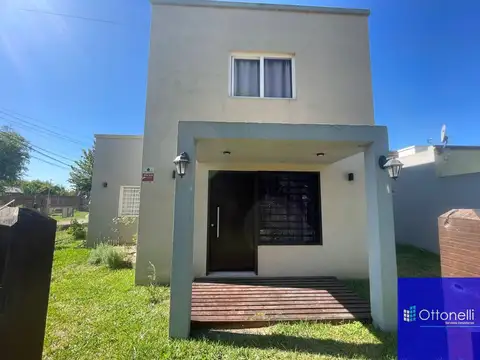 Depto Tipo Casa en Venta de 5 ambientes