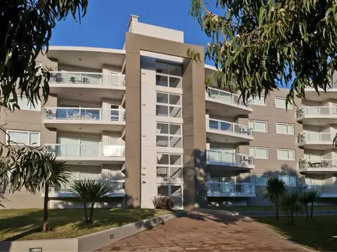 Departamento en Venta en Carilo, USD 275.000