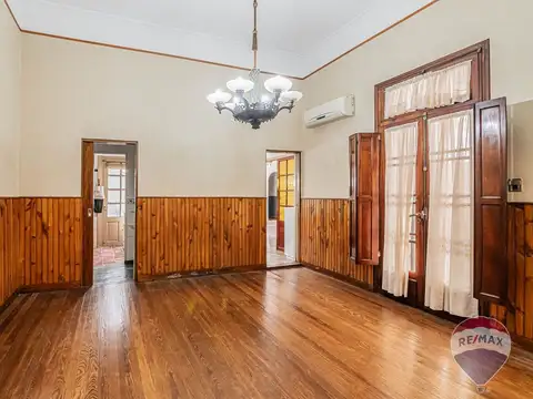 Depto Tipo Casa en Venta 56 años