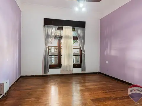 Depto Tipo Casa 4 ambientes con 2 baños