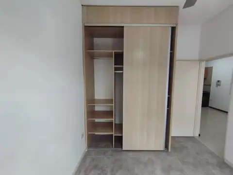 Alquiler Olivos 2 Amb Pb Con Cochera O Patio Bajas Expensas 52m2 Cubiertos Impecable