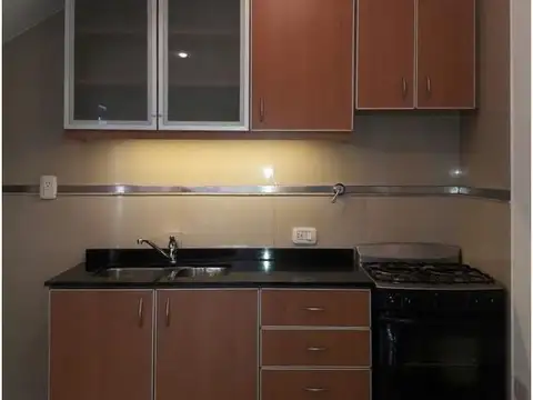 Departamento en Alquiler con 1 cocheras