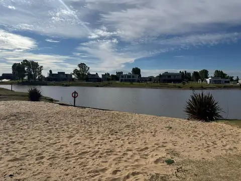 Terreno en Venta en Area 60, USD 10.000