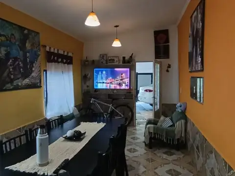 Casa en Venta en Capitan Bermudez, USD 95.000
